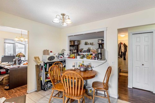 121 Margate Close Ne, Calgary, AB - Indoor Photo Showing Dining Room