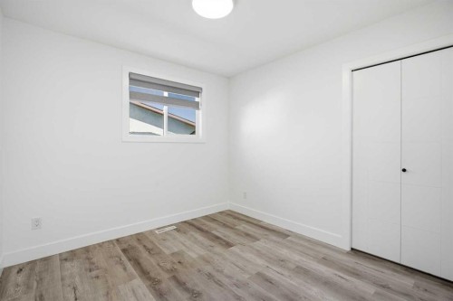 248 Castledale Way Ne, Calgary, AB - Indoor Photo Showing Other Room