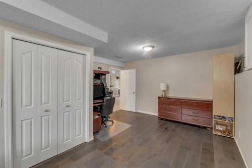 44 Douglas Glen Crescent Se, Calgary, AB - Indoor