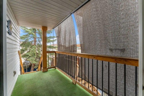 44 Douglas Glen Crescent Se, Calgary, AB - Outdoor With Exterior