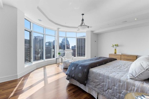2801-910 5 Avenue Sw, Calgary, AB - Indoor Photo Showing Bedroom