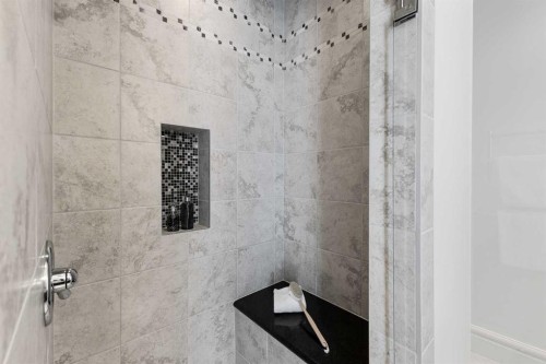 2801-910 5 Avenue Sw, Calgary, AB - Indoor Photo Showing Bathroom