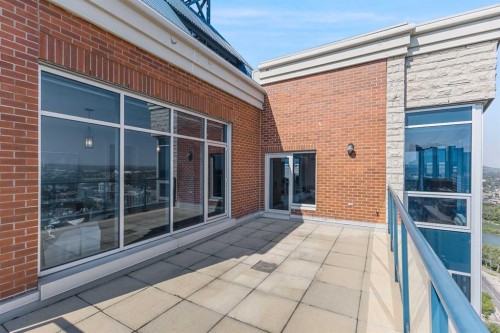 2801-910 5 Avenue Sw, Calgary, AB - Outdoor With Exterior