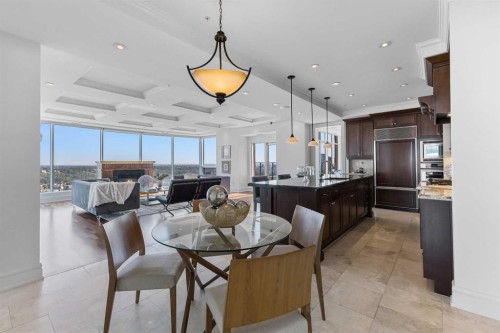 2801-910 5 Avenue Sw, Calgary, AB - Indoor Photo Showing Dining Room