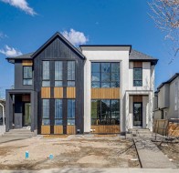 530 51 Avenue SW Calgary, AB T2V 0A4