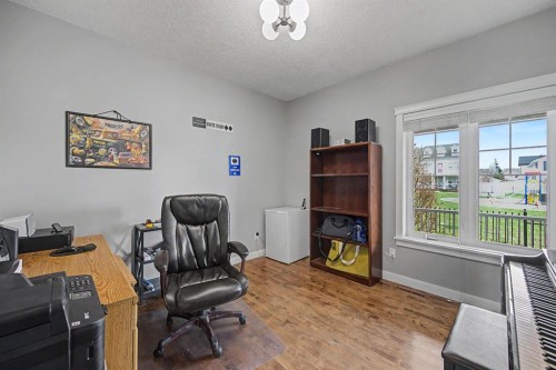 8 Ypres Lane Sw, Calgary, AB - Indoor Photo Showing Office