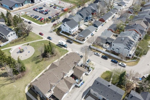 8 Ypres Lane Sw, Calgary, AB -  With View