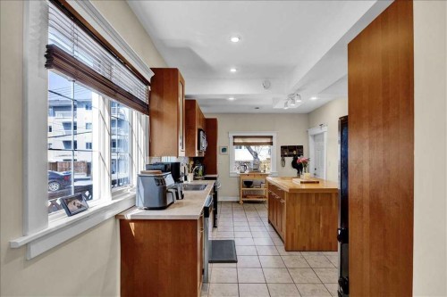 532 19 Avenue Sw, Calgary, AB - Indoor