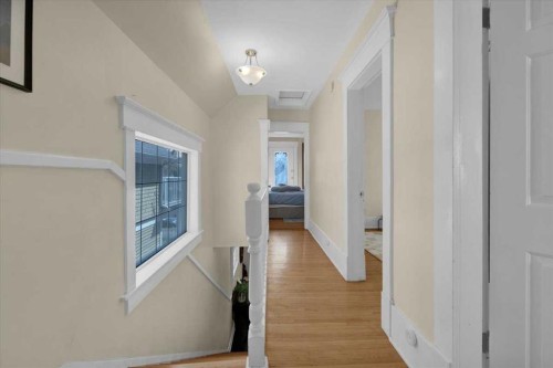 532 19 Avenue Sw, Calgary, AB - Indoor Photo Showing Other Room