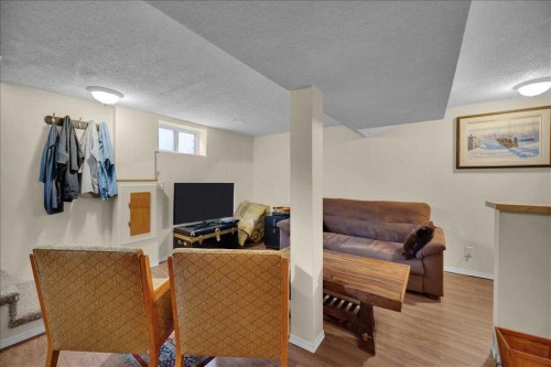 532 19 Avenue Sw, Calgary, AB - Indoor