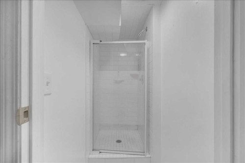 532 19 Avenue Sw, Calgary, AB - Indoor