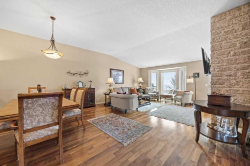 4 Prominence Path Sw, Calgary, AB - Indoor Photo Showing Living Room
