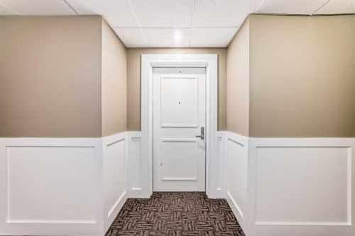 206-1005B Westmount Drive, Strathmore, AB - Indoor Photo Showing Other Room