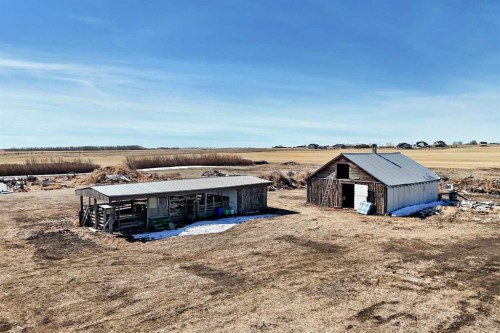 30416 Highway 2 A, Carstairs, AB - Outdoor