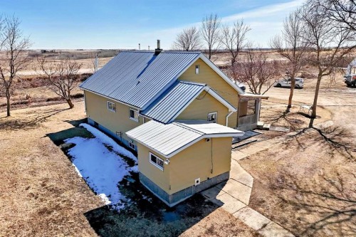 30416 Highway 2 A, Carstairs, AB - Outdoor