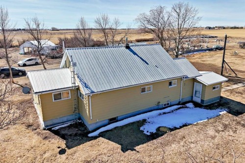 30416 Highway 2 A, Carstairs, AB - Outdoor