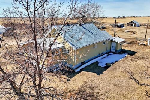 30416 Highway 2 A, Carstairs, AB - Outdoor