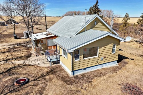30416 Highway 2 A, Carstairs, AB - Outdoor