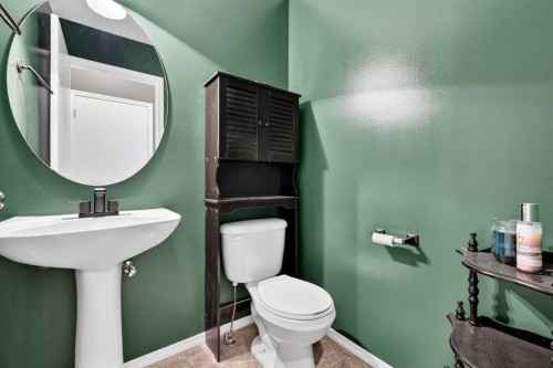 140 Promenade Way Se, Calgary, AB - Indoor Photo Showing Bathroom