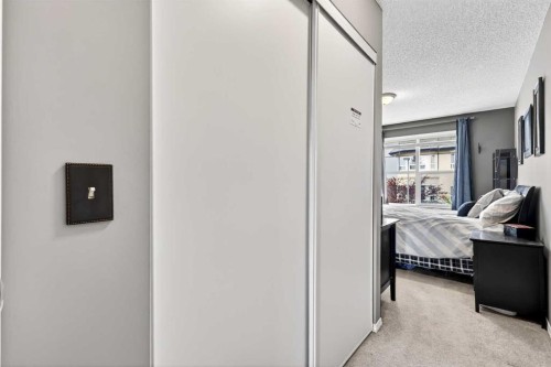 140 Promenade Way Se, Calgary, AB - Indoor