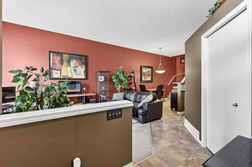 140 Promenade Way Se, Calgary, AB - Indoor Photo Showing Other Room