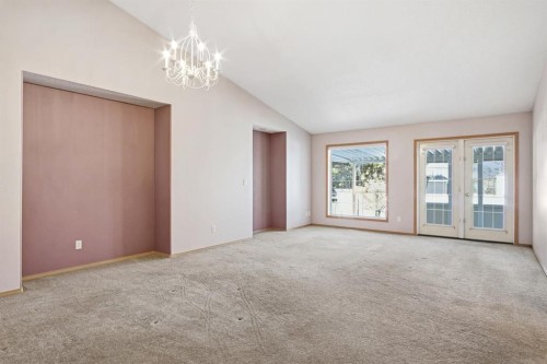 5624 58 Avenue, Olds, AB - Indoor Photo Showing Other Room