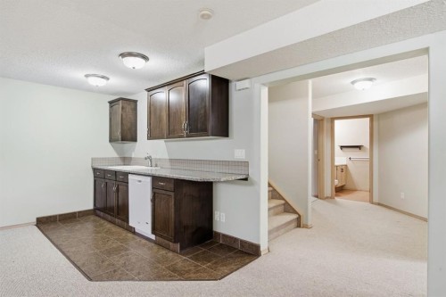 5624 58 Avenue, Olds, AB - Indoor