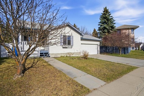 5624 58 Avenue, Olds, AB - Outdoor