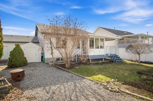 5624 58 Avenue, Olds, AB - Outdoor
