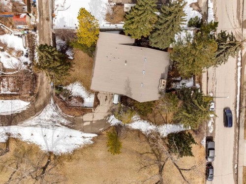 2925 Toronto Crescent Nw, Calgary, AB - Outdoor