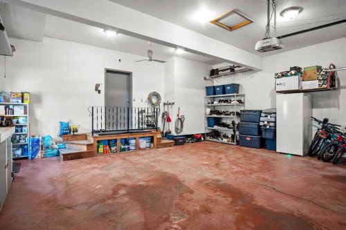 6005 Ash Street, Olds, AB - Indoor