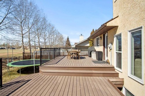 6005 Ash Street, Olds, AB - Outdoor With Exterior