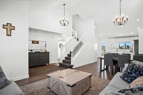 6005 Ash Street, Olds, AB - Indoor Photo Showing Living Room