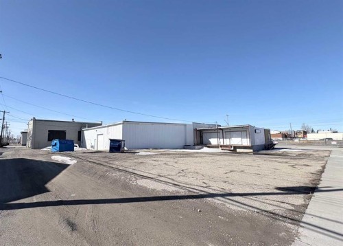 4901 49 Avenue, Olds, AB 