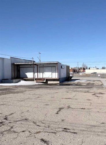 4901 49 Avenue, Olds, AB 