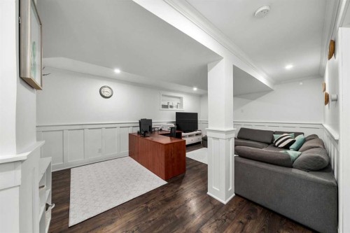 200 Douglas Ridge Circle Se, Calgary, AB - Indoor Photo Showing Other Room
