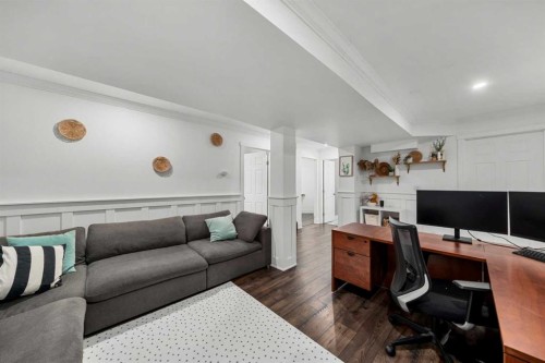 200 Douglas Ridge Circle Se, Calgary, AB - Indoor Photo Showing Office
