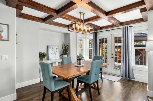 200 Douglas Ridge Circle Se, Calgary, AB - Indoor Photo Showing Dining Room
