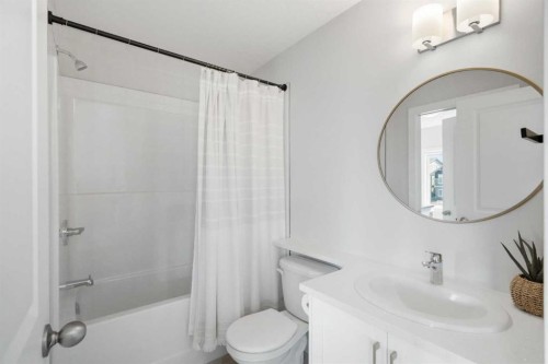 362 Canals Crossing Sw, Airdrie, AB - Indoor Photo Showing Bathroom