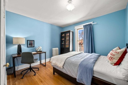 3607 7 Street Sw, Calgary, AB - Indoor Photo Showing Bedroom