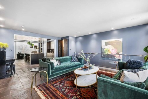2115 29 Avenue Sw, Calgary, AB - Indoor Photo Showing Living Room