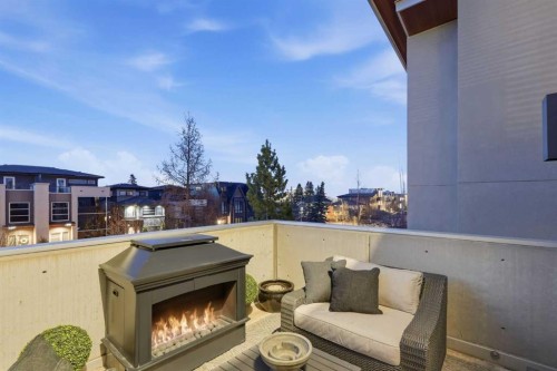 2115 29 Avenue Sw, Calgary, AB - Outdoor