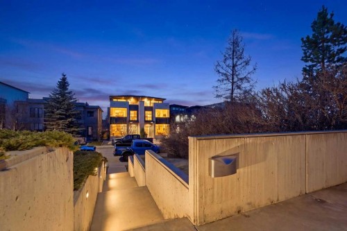 2115 29 Avenue Sw, Calgary, AB - Outdoor