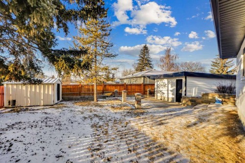77 Ferncliff Crescent Se, Calgary, AB - Outdoor