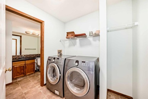 164 Macewan Park Circle Nw, Calgary, AB - Indoor Photo Showing Laundry Room