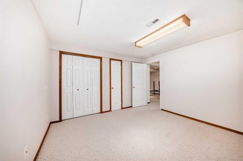 164 Macewan Park Circle Nw, Calgary, AB - Indoor Photo Showing Other Room