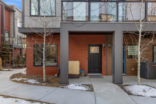213 Greenbriar Common, Calgary, AB - Outdoor