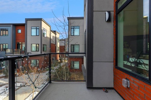 213 Greenbriar Common, Calgary, AB - Outdoor With Exterior