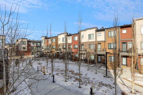 213 Greenbriar Common, Calgary, AB - Outdoor