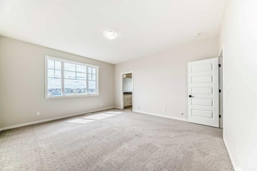 641 Windrow Manor Sw, Airdrie, AB - Indoor Photo Showing Other Room
